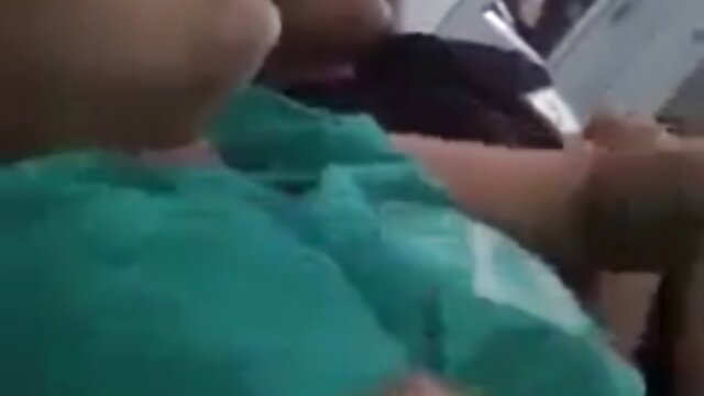 Висока якість : Маленькі секс відео дивитися ручки доставили Ар'є Фейрі його свіжий член Безкоштовні відеокліпи